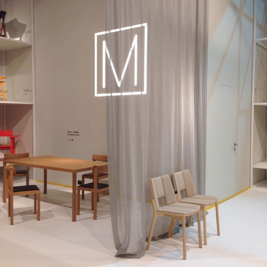 m6米乐在线（集团）科技有限公司 - 桌几|餐桌|办公家具|设计师家具|普里莫餐桌